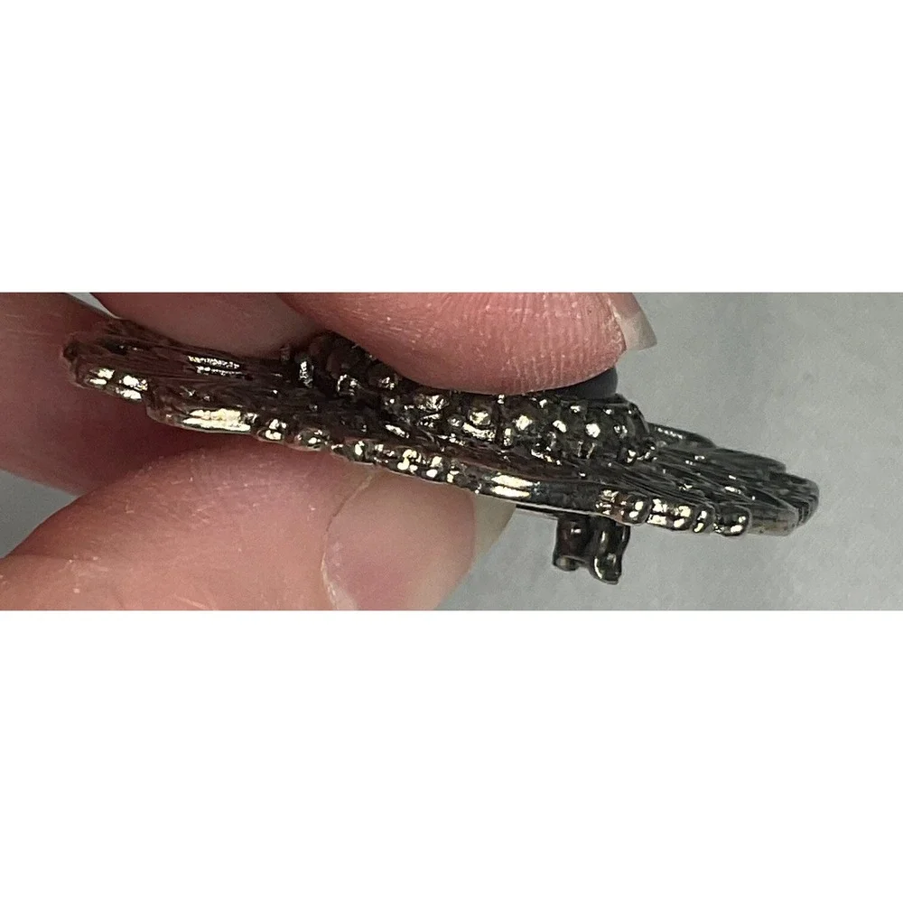 Vintage 1950s Mid-Century‎ Silver Plated Filigree Brooch Pin with Black Cabochon